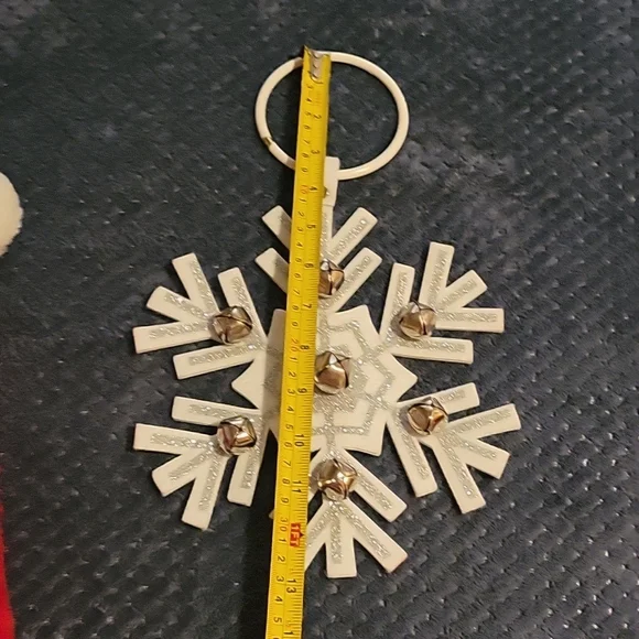 NEW SET OF 4 CHRISTMAS DECORATIONS - Picture 12 of 17